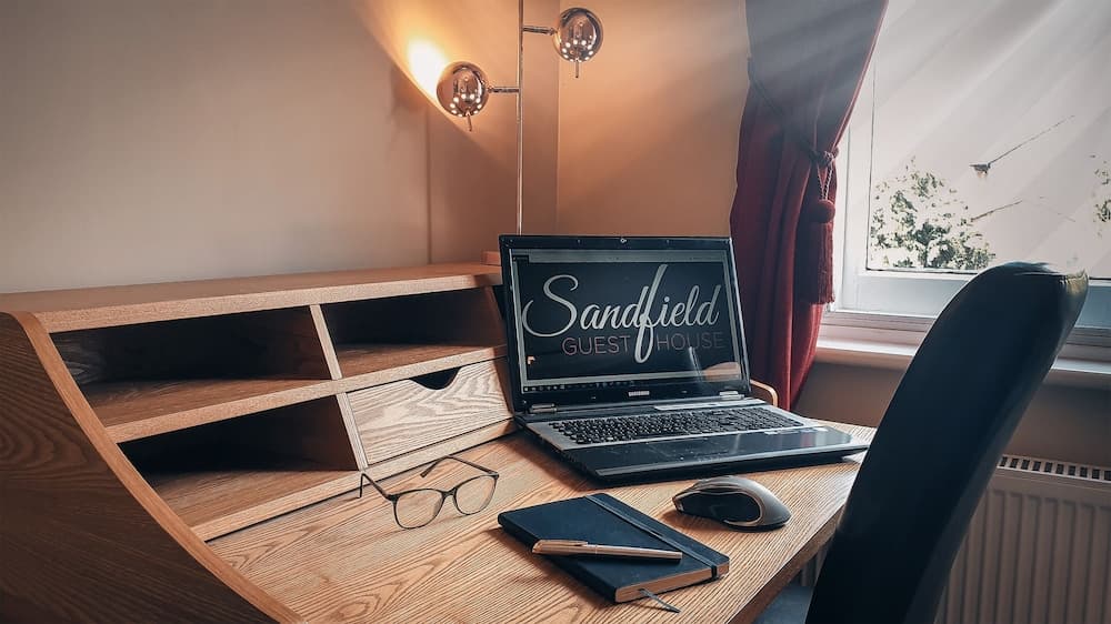 Sandfield House