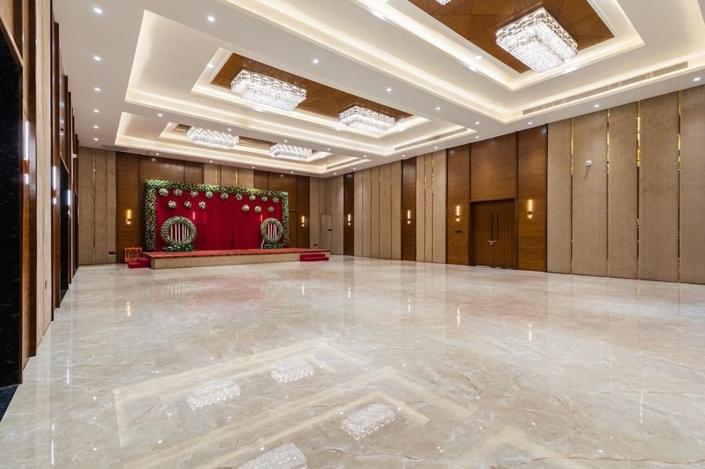 Gaurison Hotel&Resort