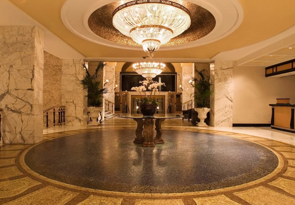 Miami Beach Resort & Spa