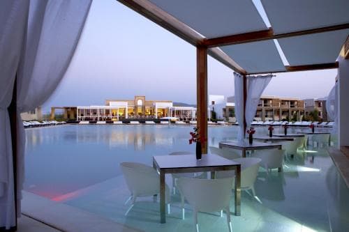 Pelagos Suites Hotel & Spa