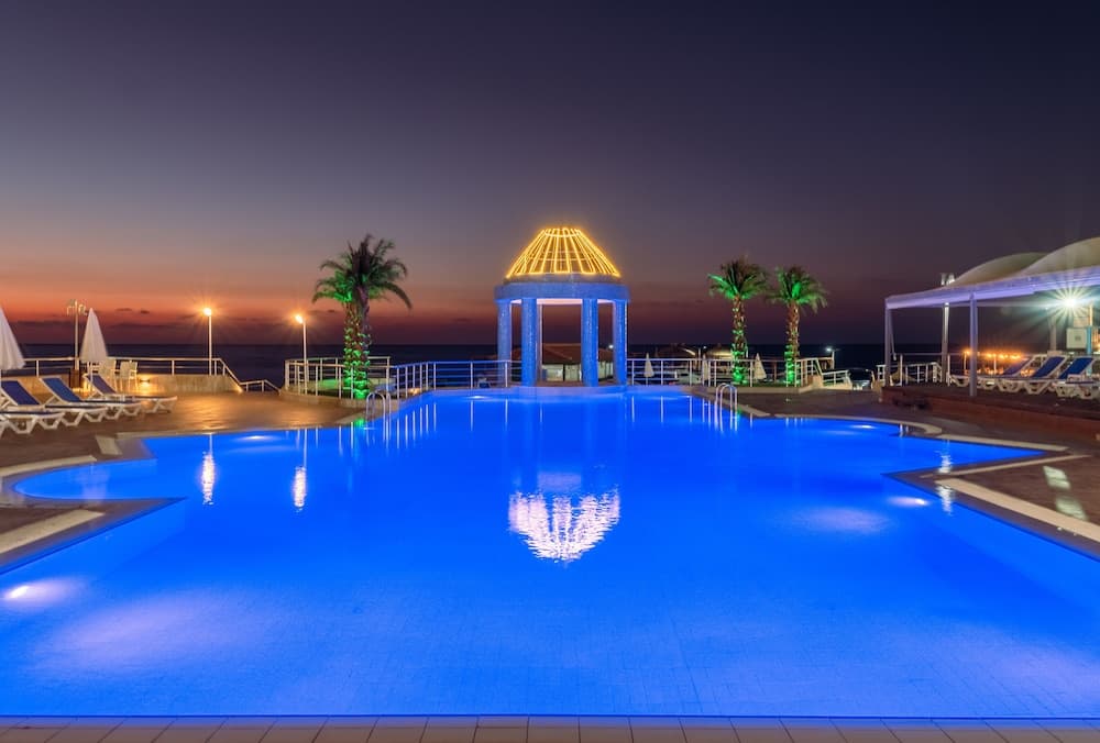 Dome Hotel