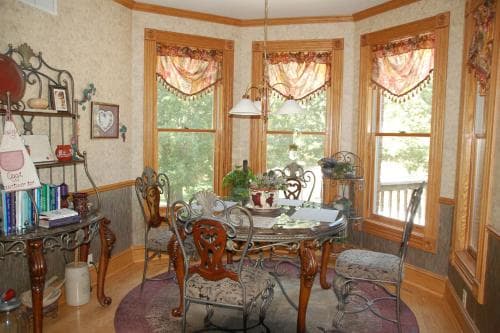 Shiloah Manor