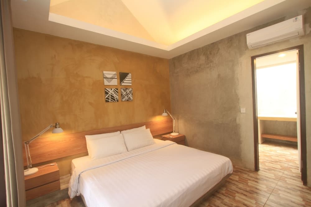 Triple Tree Villa