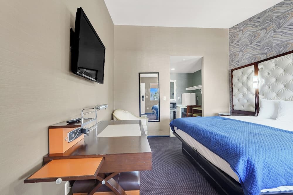 Crown Motel