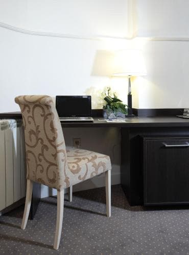 Booking Rooms