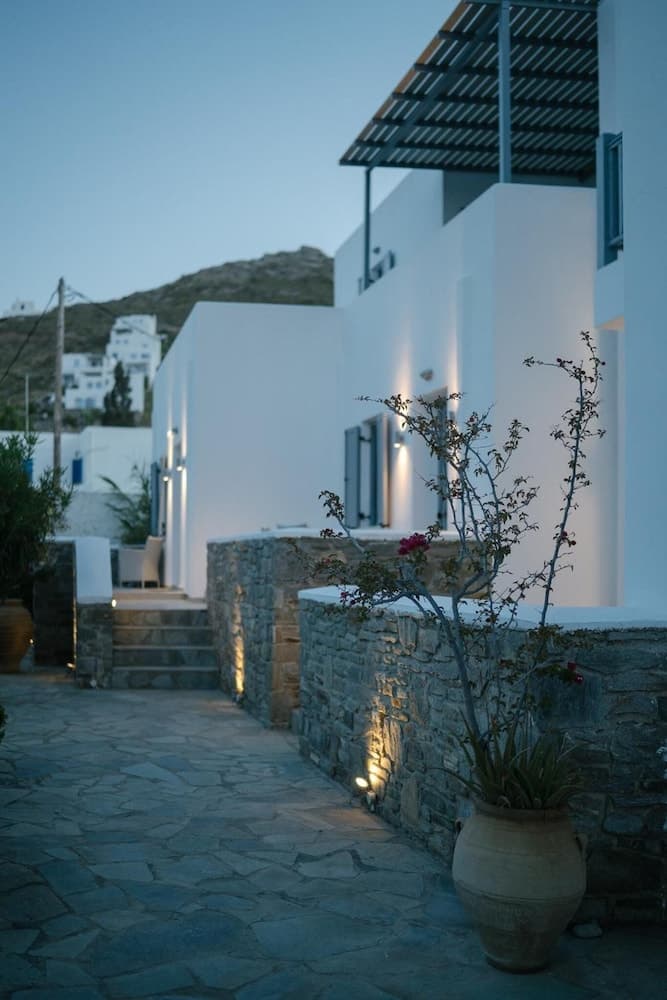 Indigo Studios and Rooms