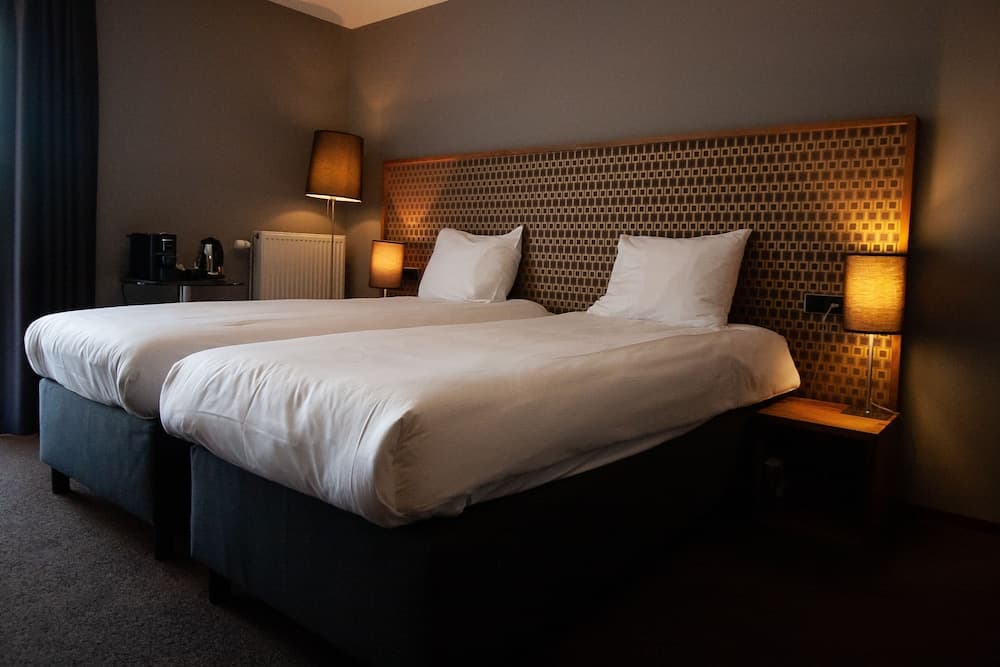Linge Hotel Elst
