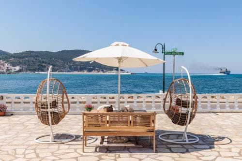 Villa Apostolis