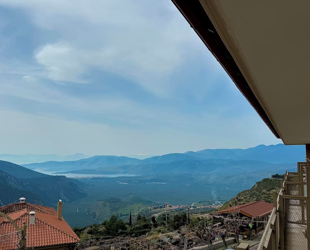 Nidimos Hotel