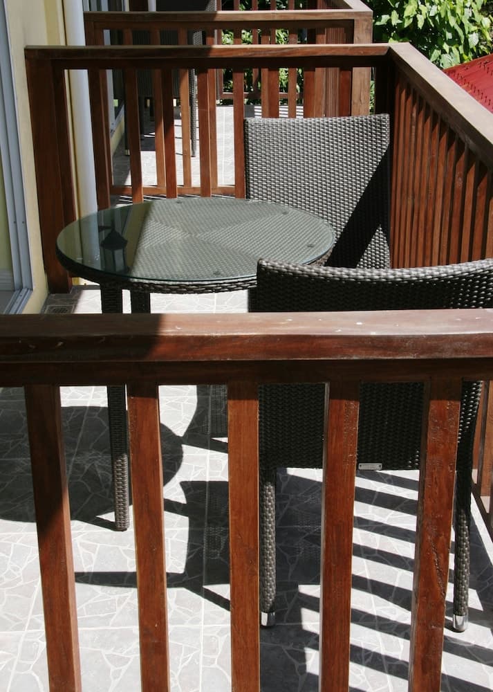 Caimito Beach Hotel