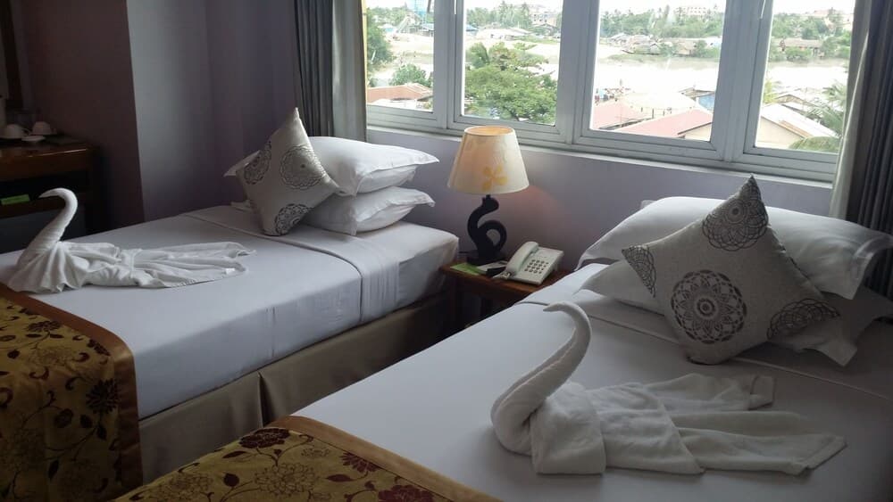 Great Glory Hotel