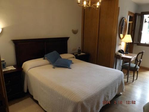 Hotel Azkue