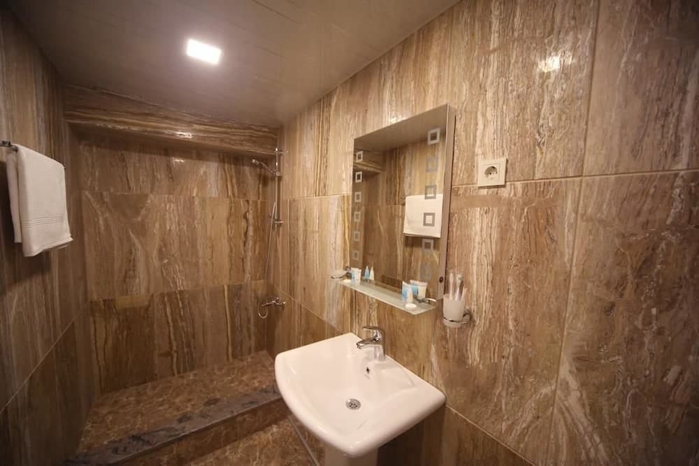 Hotel Taia