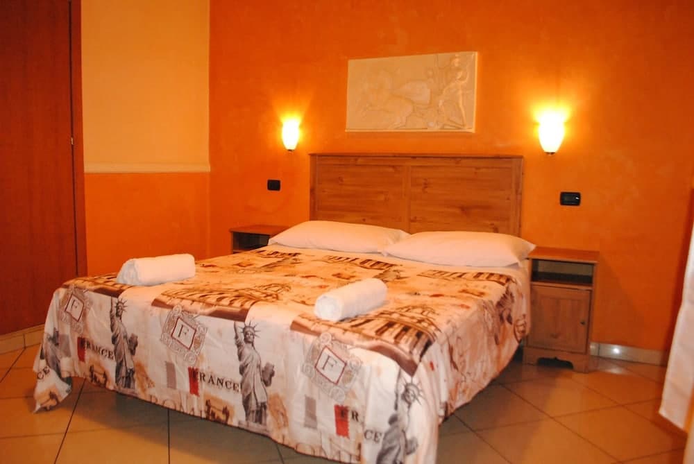 Gladiator Rooms