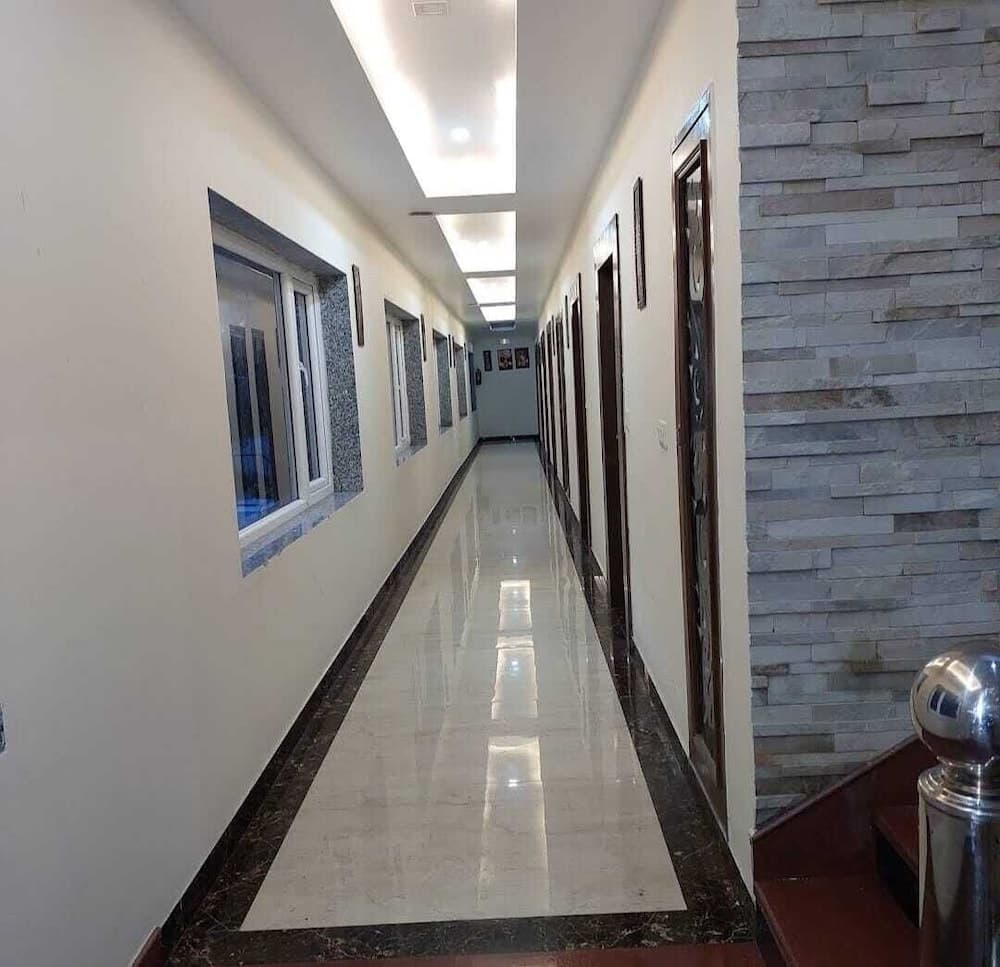 HOTEL PHOENIX