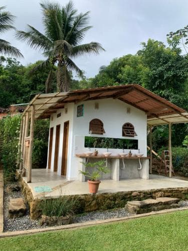 Flora Guest House