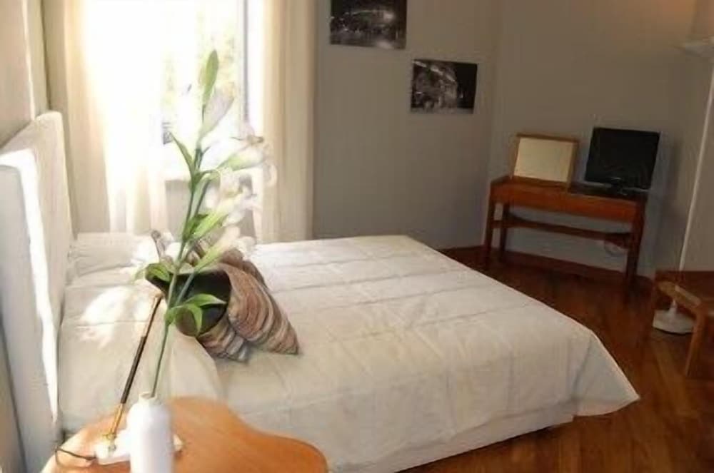 Mecenate Rooms