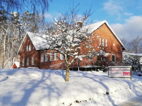 Hallandsåsen Hostel & B&B