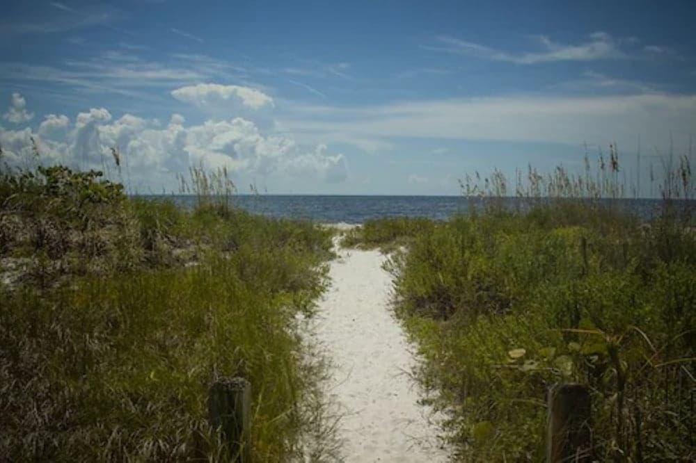 Pelicans Roost Gulf Front Condos