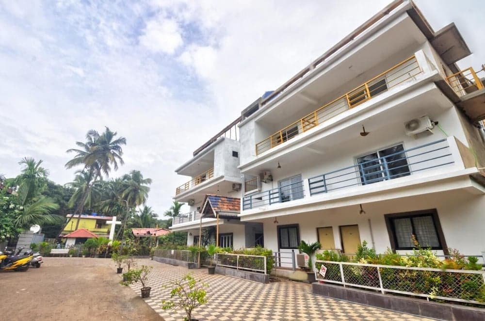 Hotel Golden Rice
