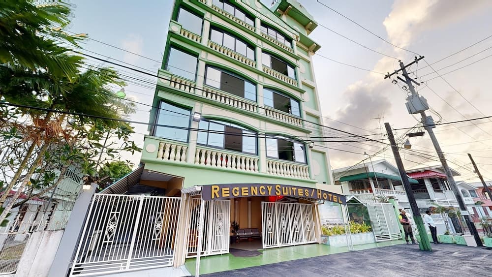 Regency Suites