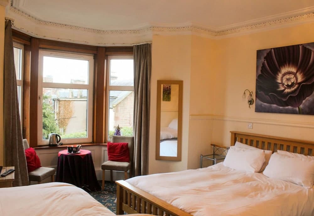 Cedar Villa Guest House B&B