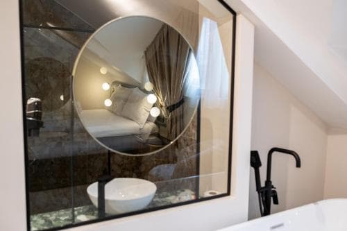 Local Rooms