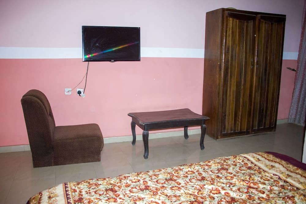 Moye Hotel