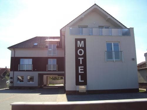 Motel Senec