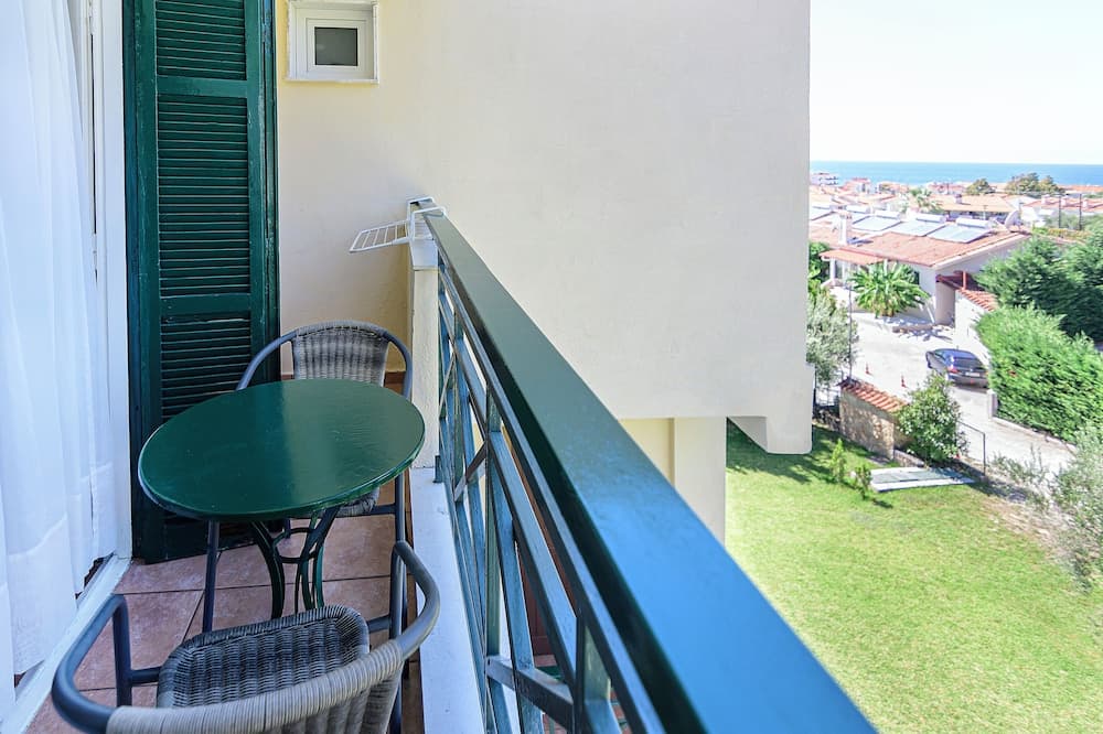 Julia Hotel
