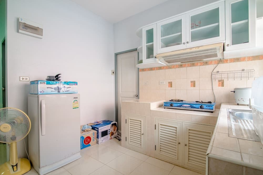 Baan Indoor Pool Villa