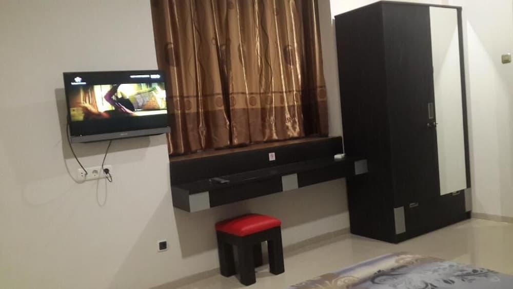 iHome Residence