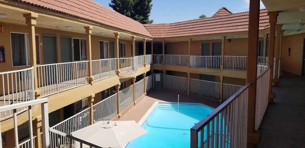 Rodeway Inn