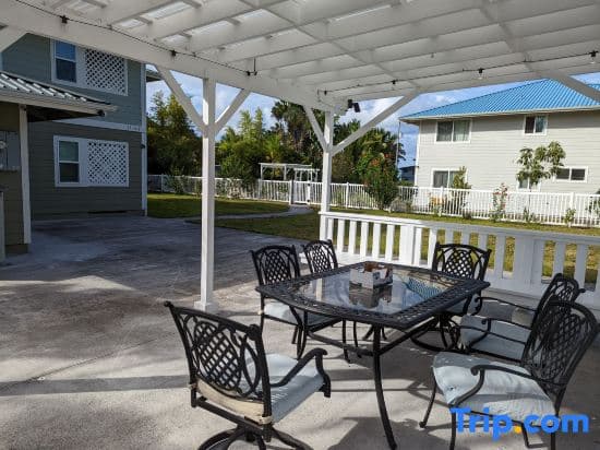 Ocean Breeze Inn