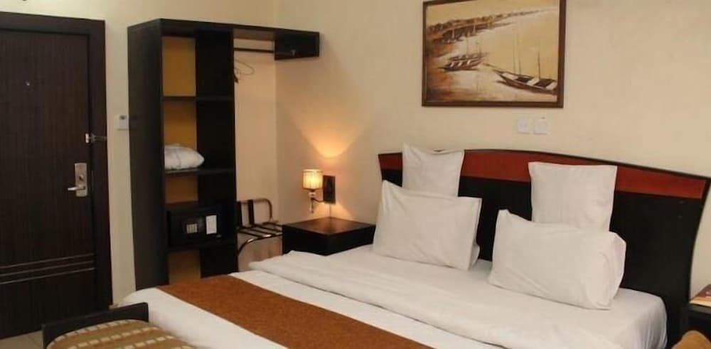 Class Suites