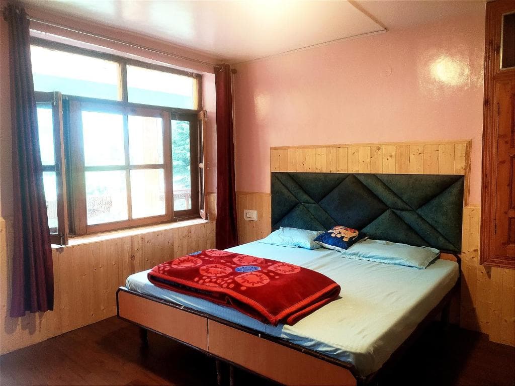 Adiyogi Hostel