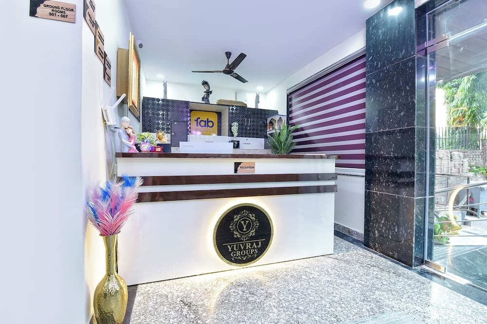 Fabhotel Yuvraj Inn
