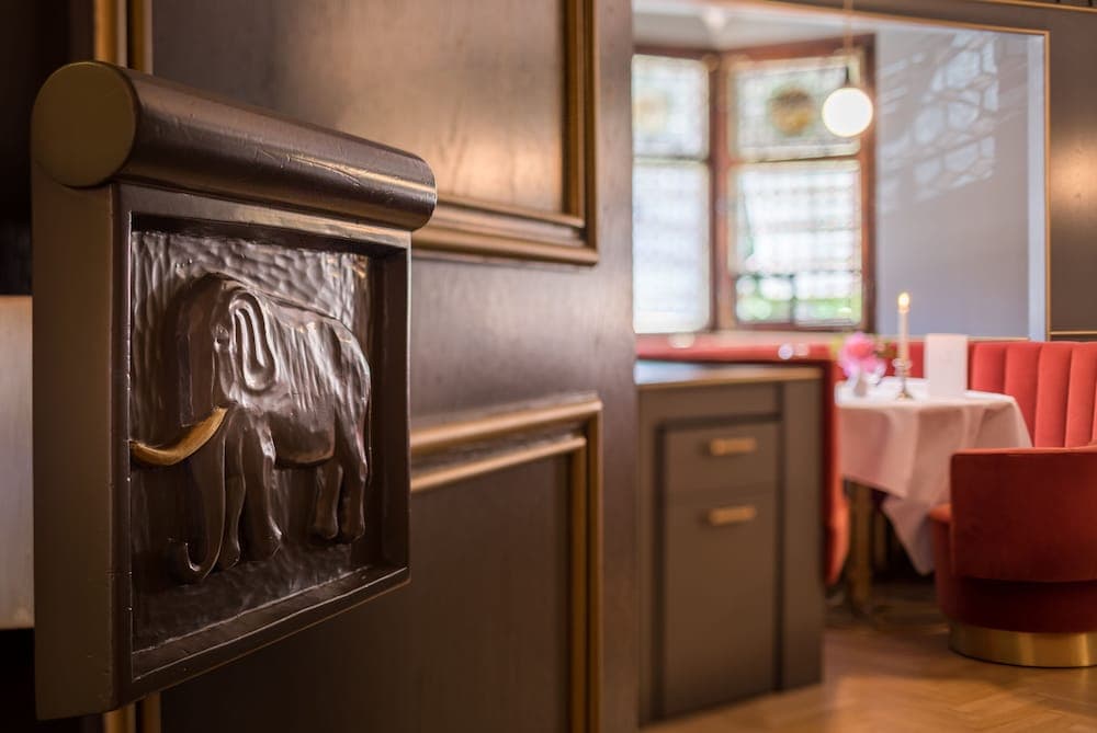 Hotel Elephant
