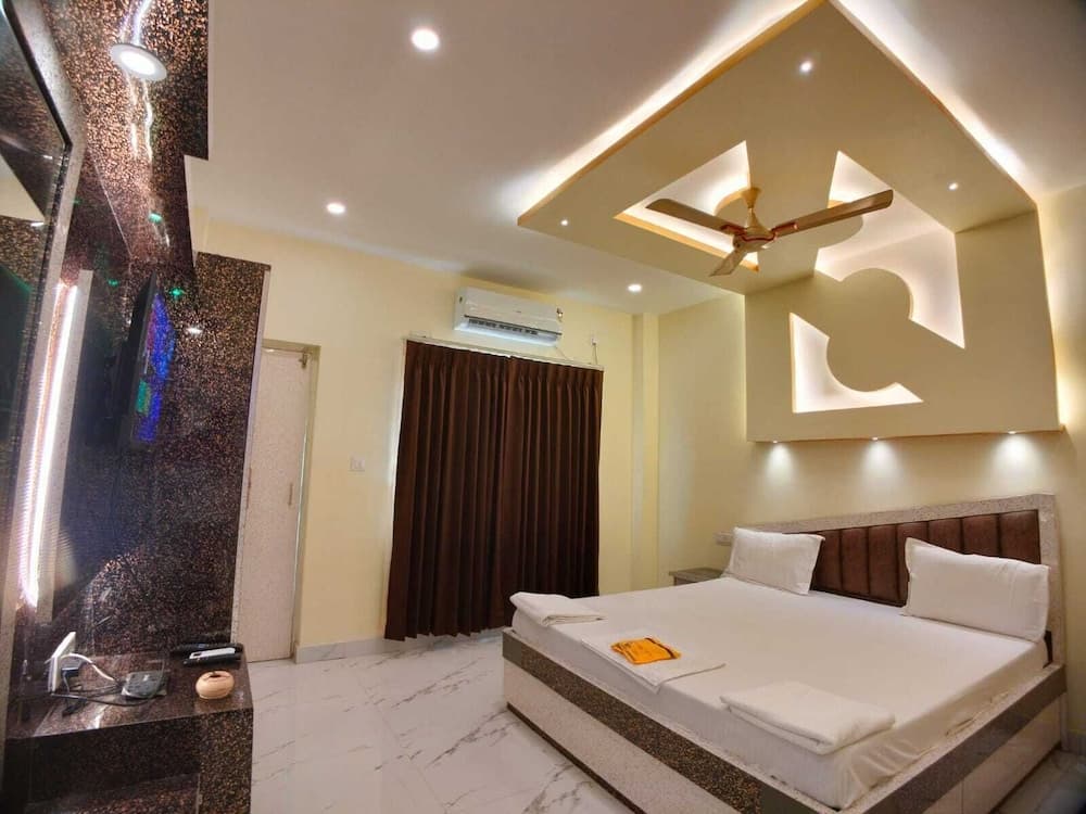 HINDUSTHAN INN