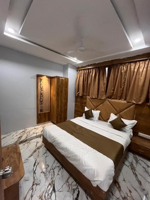 HOTEL KRISHNA