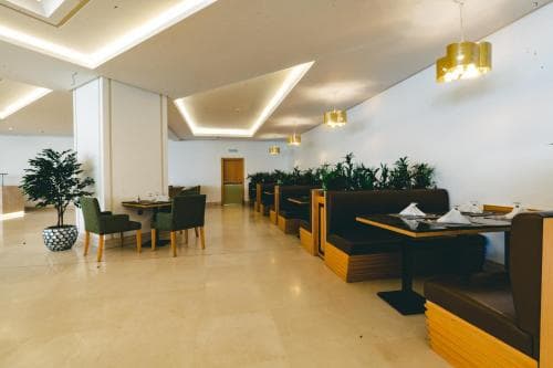 Iridium Hotel