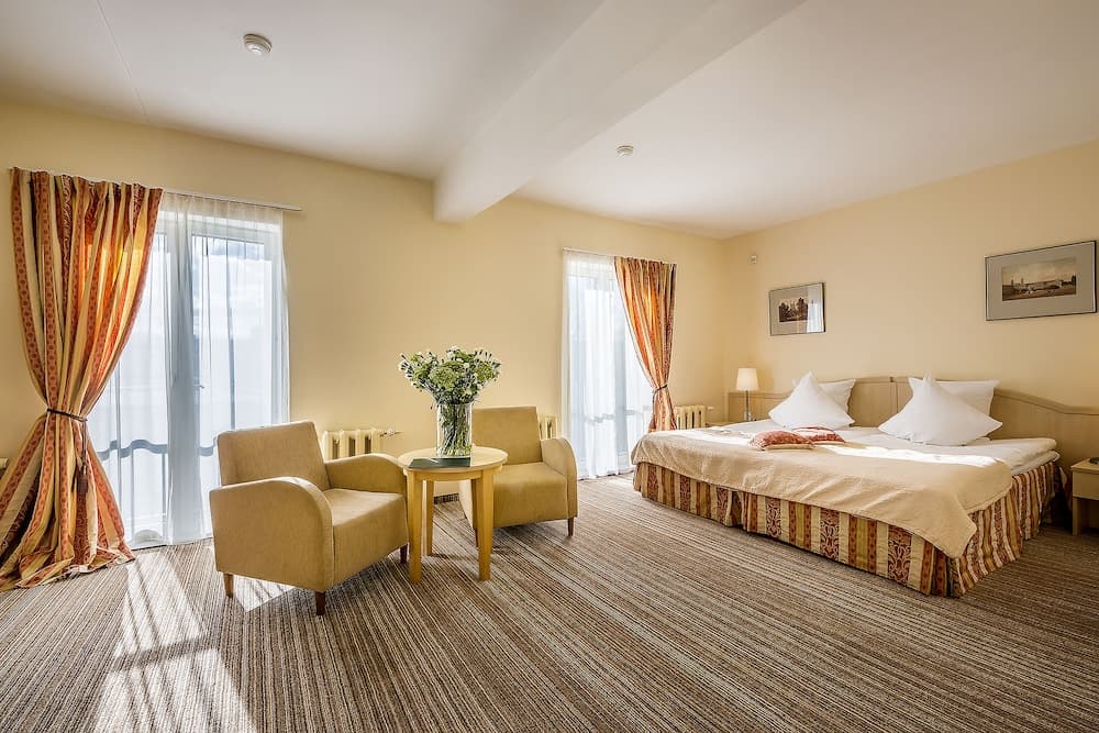 Grata by Centrum Hotels