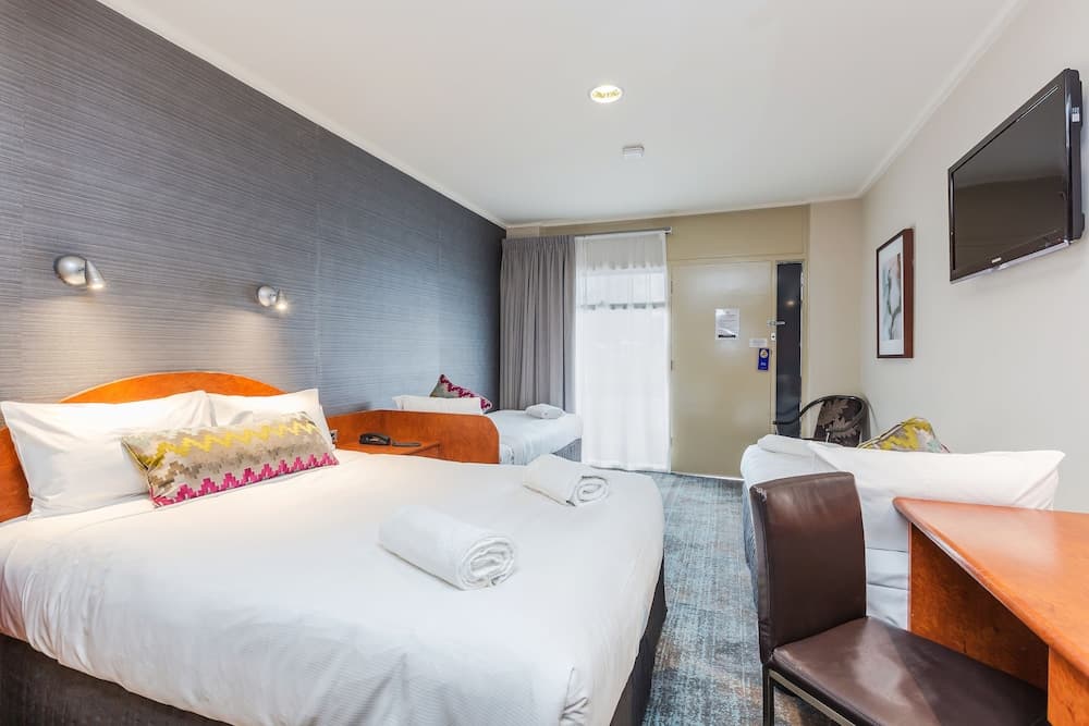 Tonsley Hotel
