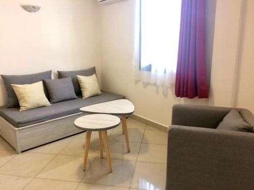 Lova Hotel