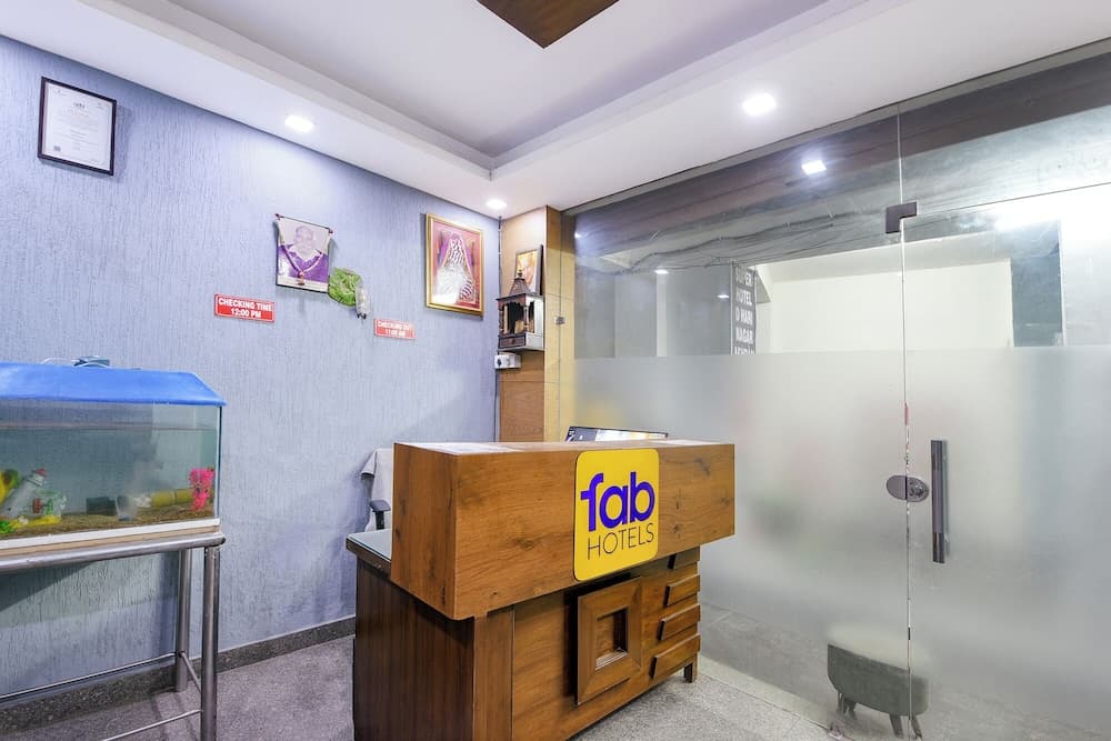 Fabhotel Hari Nagar Ashram