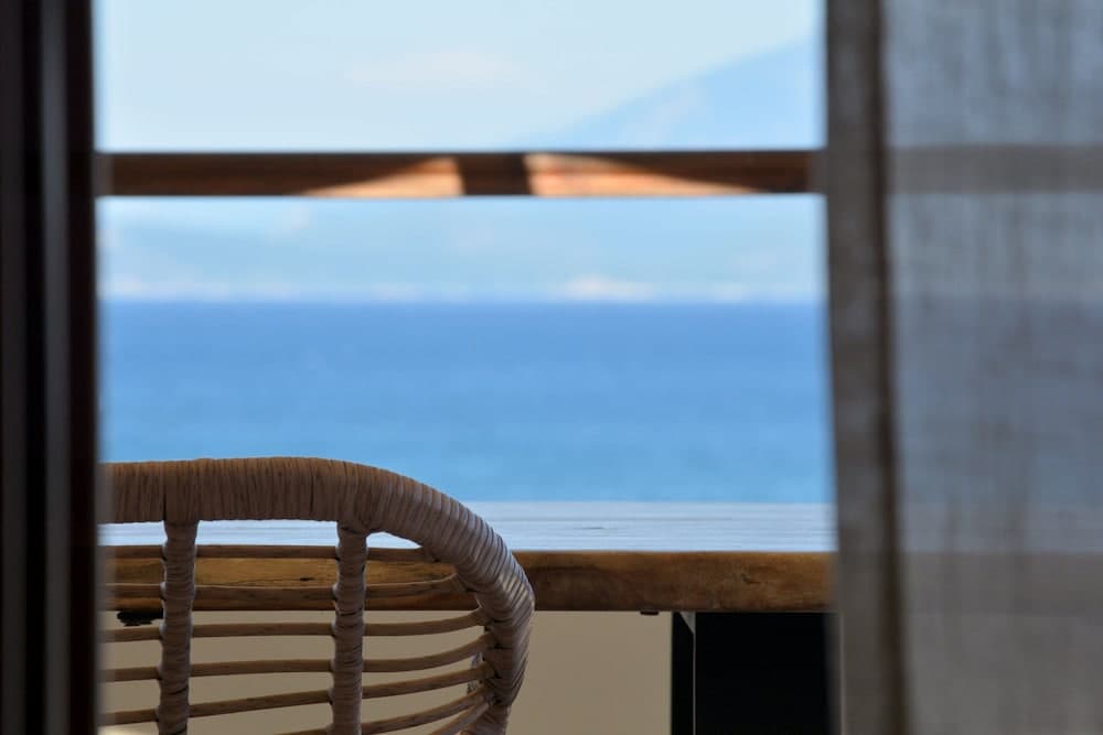 Sunrise Hotel