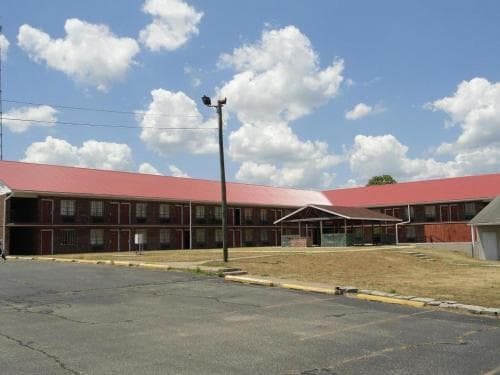 Red Carpet Inn
