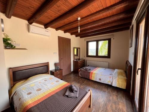 Valencia Villa