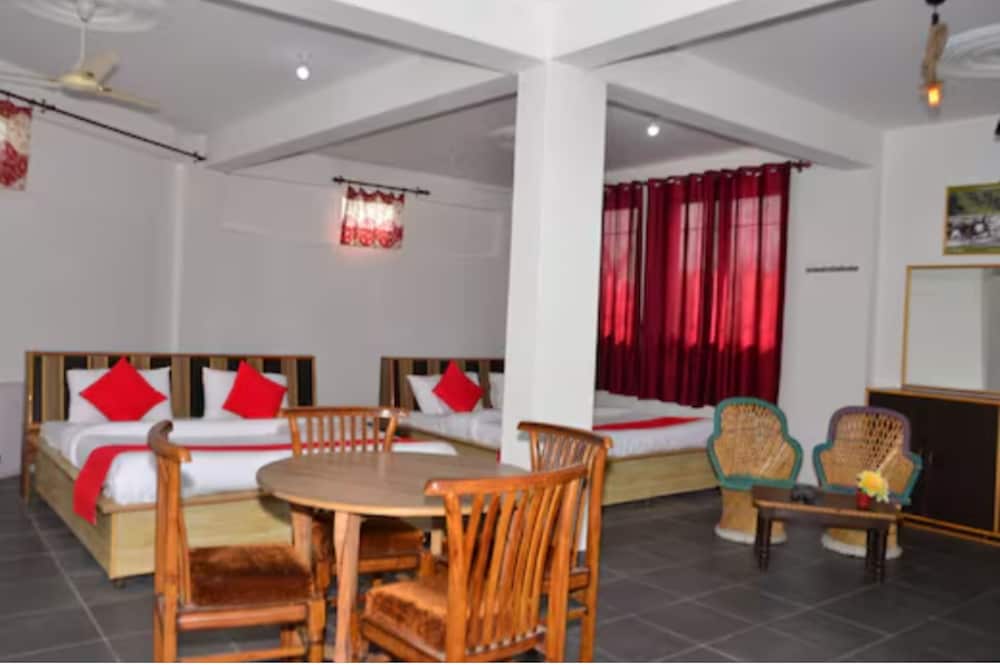 Goroomgo Hotel Aqua Waterfall Dharamsala
