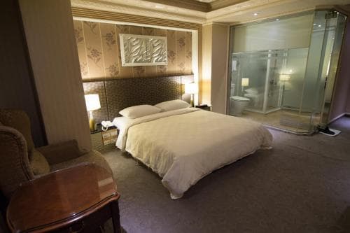 Alice Hotel